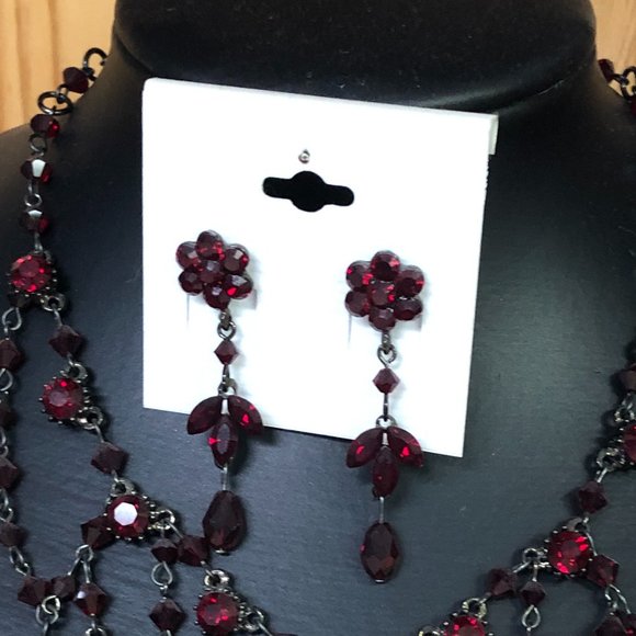 necklace set - Picture 2 of 3